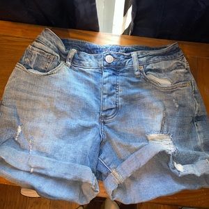 Maurices High waisted Mom shorts